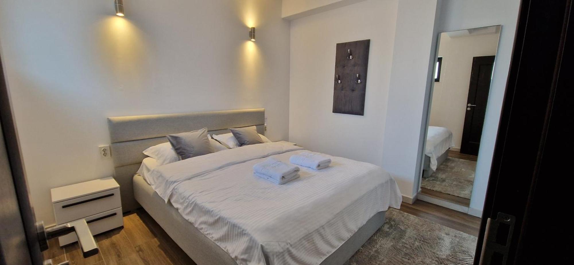 Modern House Hotel Sighetu Marmatiei Bilik gambar